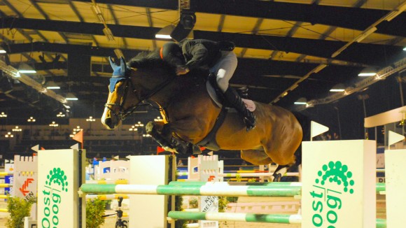 Albert Zoer met Abra Kadabra tijdens Indoor Veendam (archief)