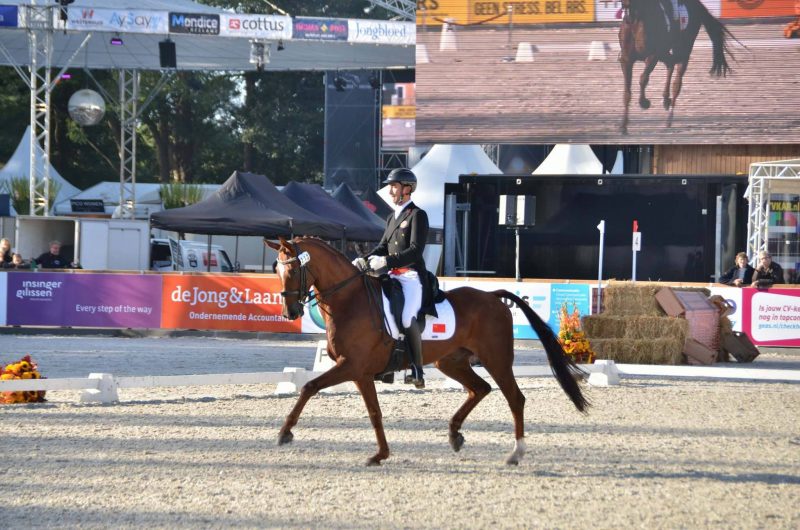 Alex Hua Tian tijdens zijn dressuurproef met Don Geniro. Military Boekelo