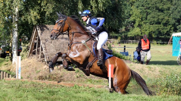 Alice Naber in actie met Peter Parker. ©Jacob Melissen