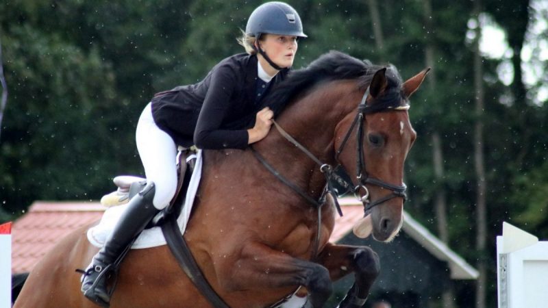 Anja Veldman won met Djoost Again de ZZ-klasse in Tolbert.