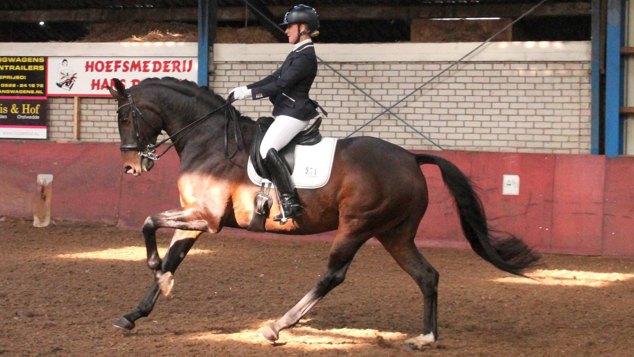 Ann Wessels met Bernice.