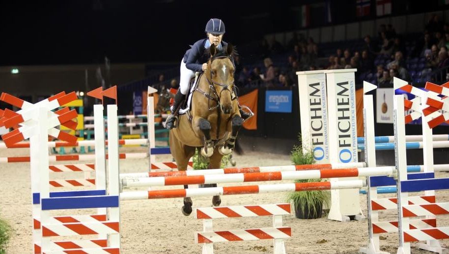 Anne Bakker won met F.Umovia-V het klassiek parcours L groep 3. foto: Mariol Middel