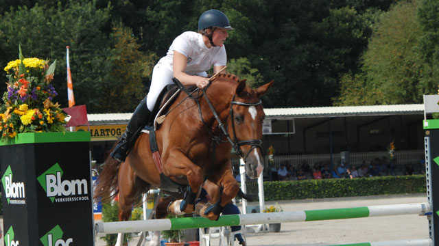 Chantal Leusink zette met Varon de beste rit neer in het eerste ZZ-parcours. ©Steven Stegen