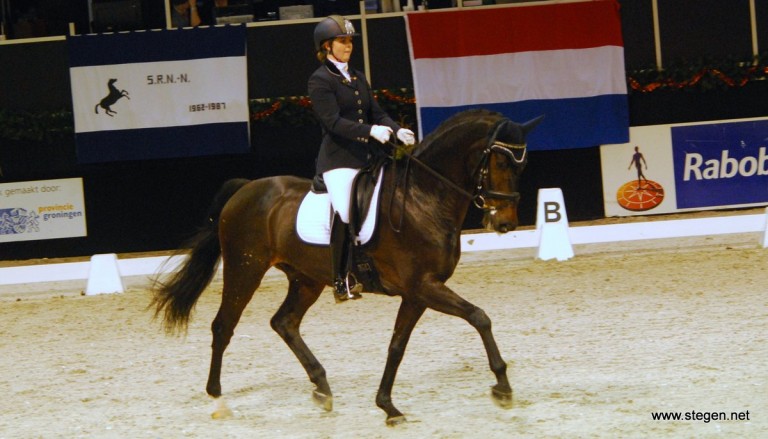 Floor Vos won met Fine Tuned met een monsterscore de M bij Indoor Groningen. foto: Steven Stegen