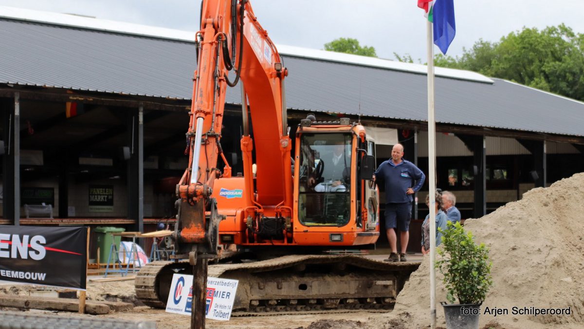 uitbreiding HJC-manege