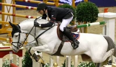 Jur Vrieling en VDL Zirocco Blue op weg naar de overwinning in Oslo.