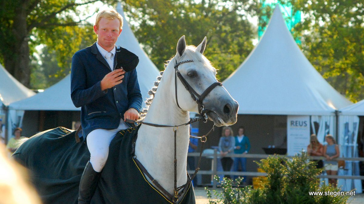 Lennard de Boer won in 2016 met Zazou de Grote Prijs van Jumping Outdoor Tolbert.