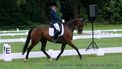 Lisa van Mensvoort met Amaretto (v. Jazz). ©Steven Stegen