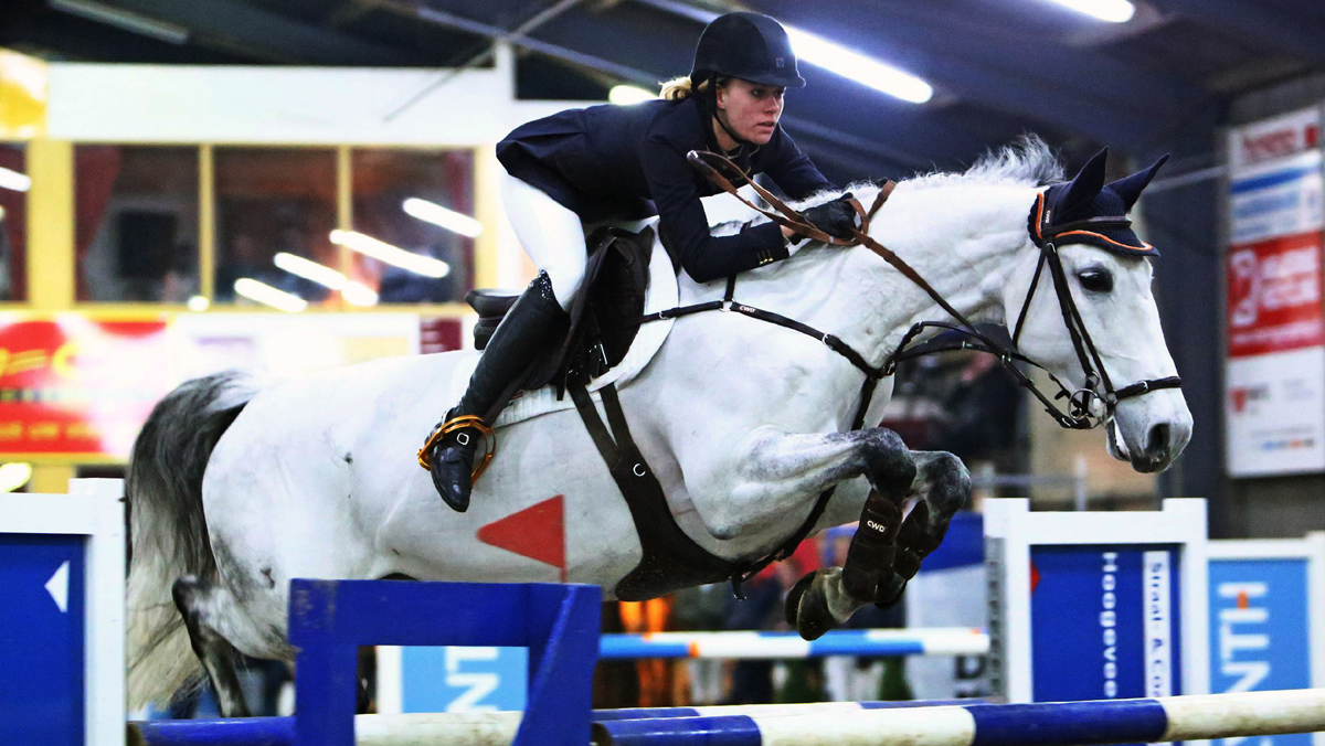 Maureen Bonder met Ukkie in actie in Beilen. ©Christiaan Kikkert/Horsefotografie