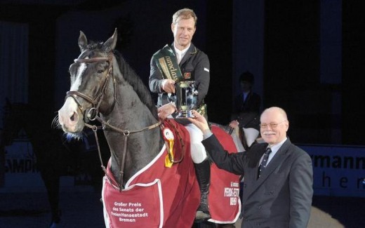 Rolf-Göran Bengtsson tijdens de prijsuitreiking in Bremen.