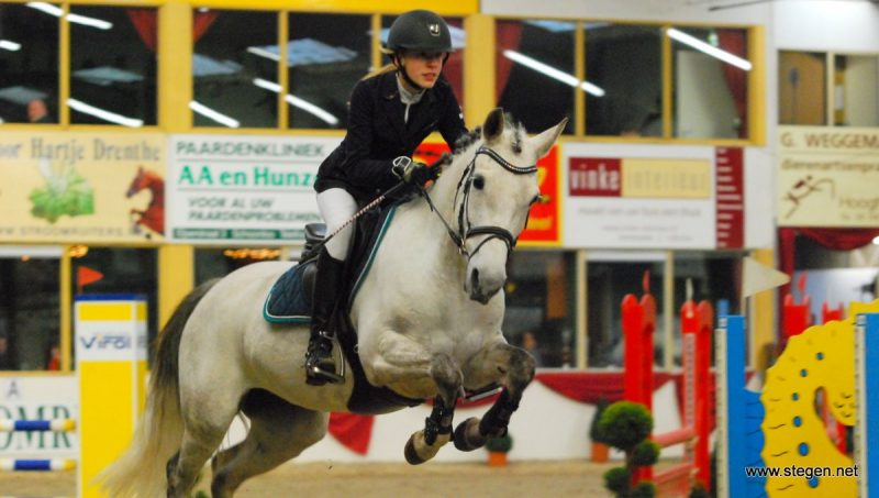 Saskia Brinkman werd met Hentel Drents kampioen in de klasse Z cat. C. foto: Steven Stegen