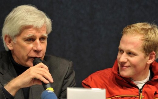 Paul Schockemöhle tijdens de persconferentie.