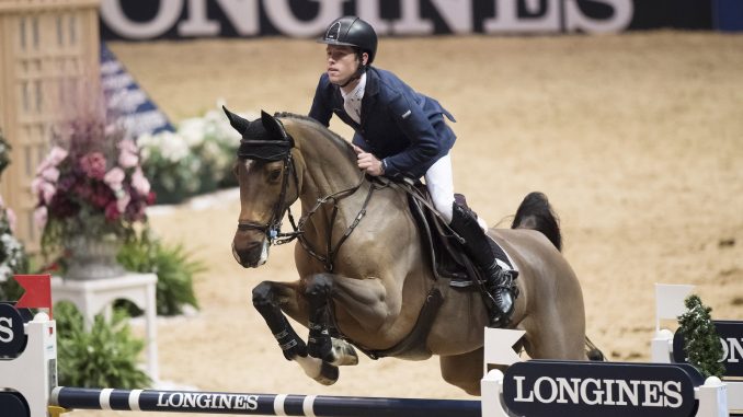 Scott Brash won met Hello M'Lady (v. Indoctro) de spectaculaire wereldbeker in Londen. foto: FEI | Richard Juilliart