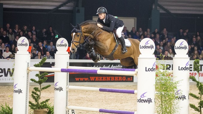 Indoor Drachten. Willem Greve met Carambole 