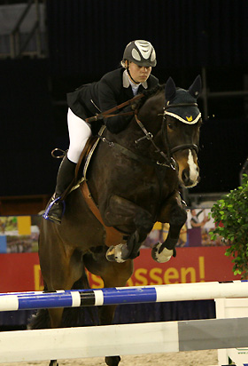 Yvonne van Dijk won de ZZ met Urlando. ©Roos Meertens