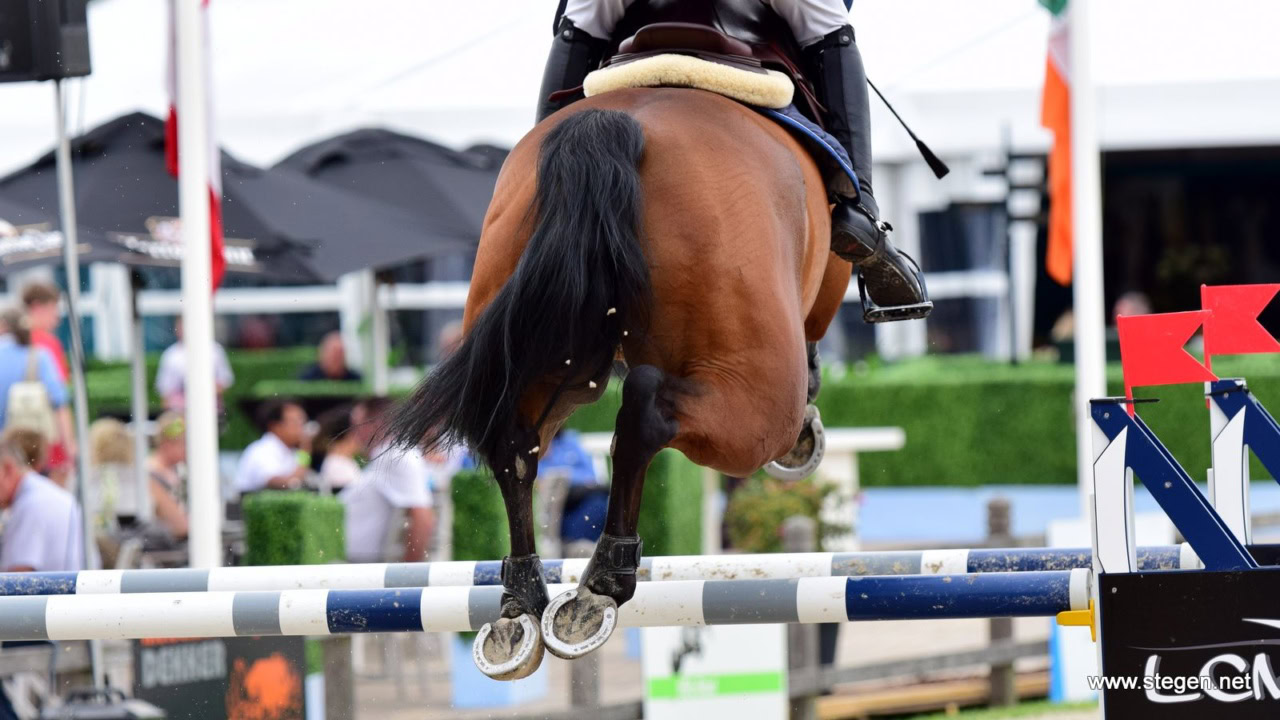 Harrie Smolders de snelste in eerste onder­deel NK springen