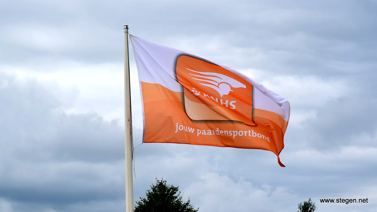 Bondscoach Wout-Jan van der Schans weg na teleurstellende resultaten