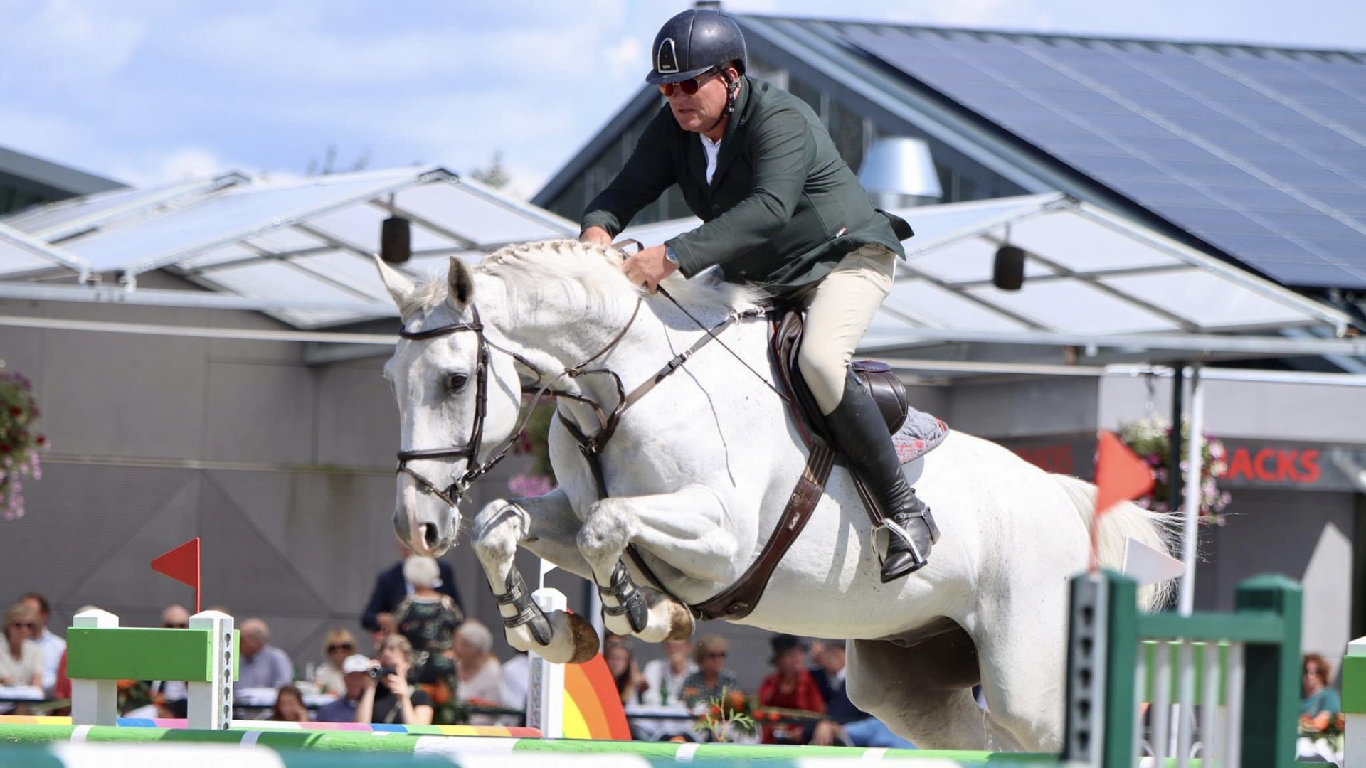Albert Zoer niet te kloppen op CH Rijs