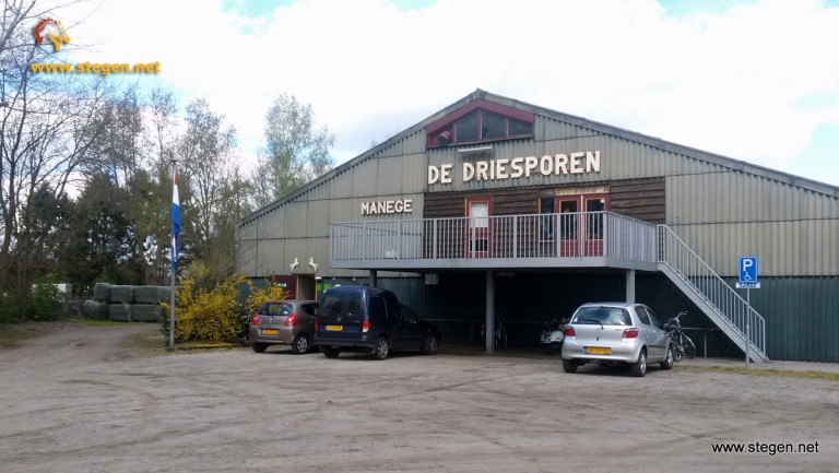 manege De Driesporen in Onstwedde. foto: Steven Stegen