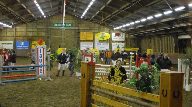 Manege De Rietweg Bronneger