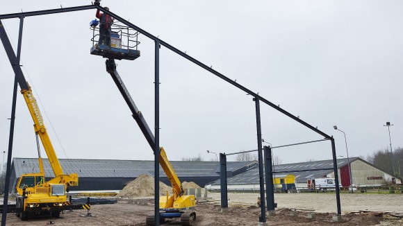 De bouw van de nieuwe hal in Beilen is begonnen. ©Ron de Vos