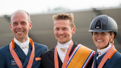 De top drie in de lichte tour: Edward Gal (midden), Hans Peter Minderhoud en Emmelie Scholtens. foto: Glock | Arnd Bronkhorst