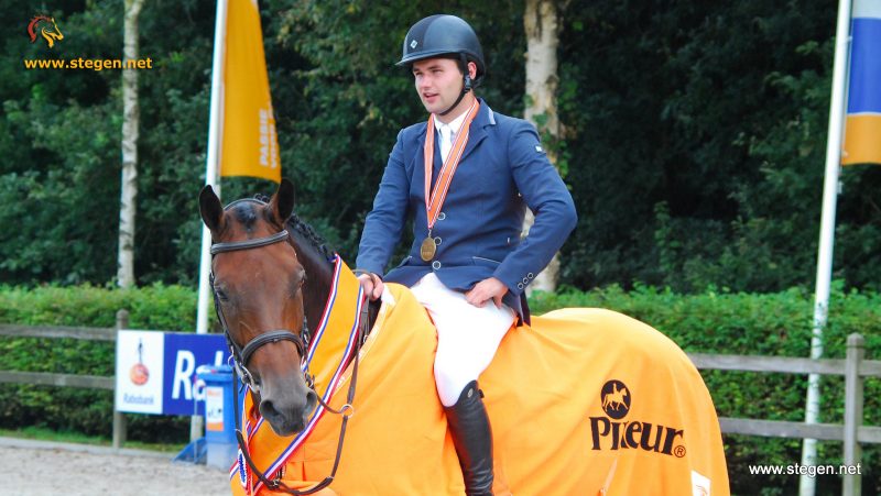 Nick van den Broek met Dubai HBC