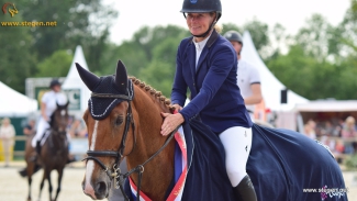 Hester Klompmaker - Guessina
